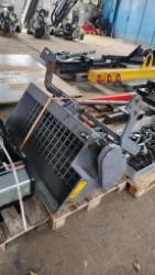 Dynapac Splittstreuer Balkenstreuer für CC1200 VI
