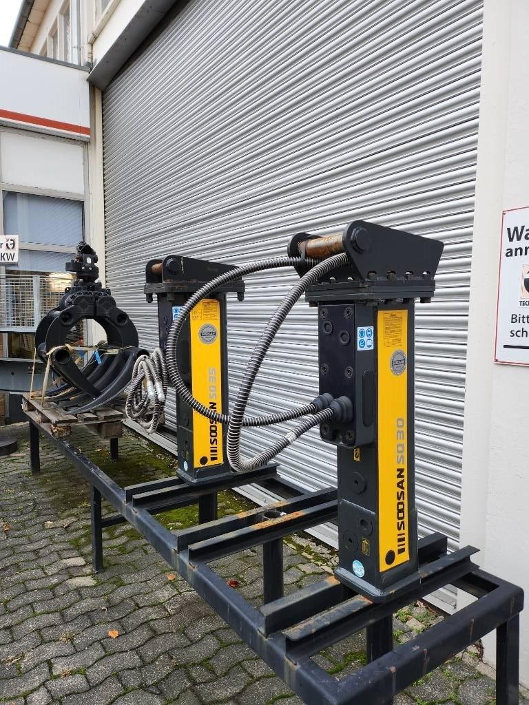 Soosan Hammer SQ30 (190 kg) Hammer / Brecher