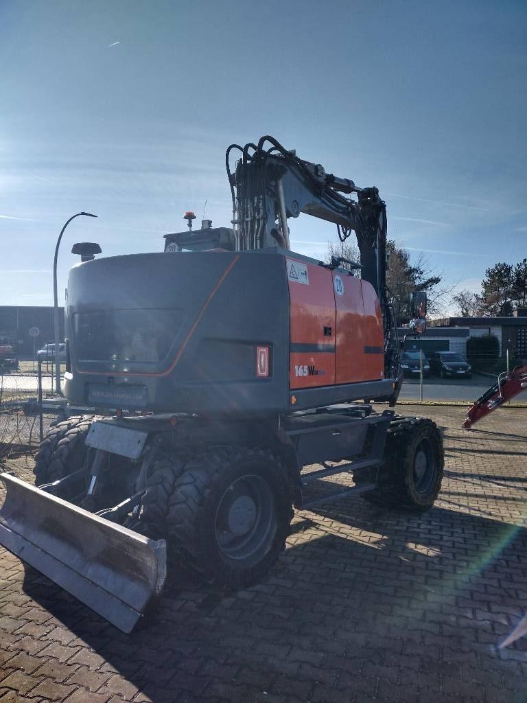 Atlas 165WSR Kurzheck 1,69 m / OilQuick OQ70-55 Mobilbagger